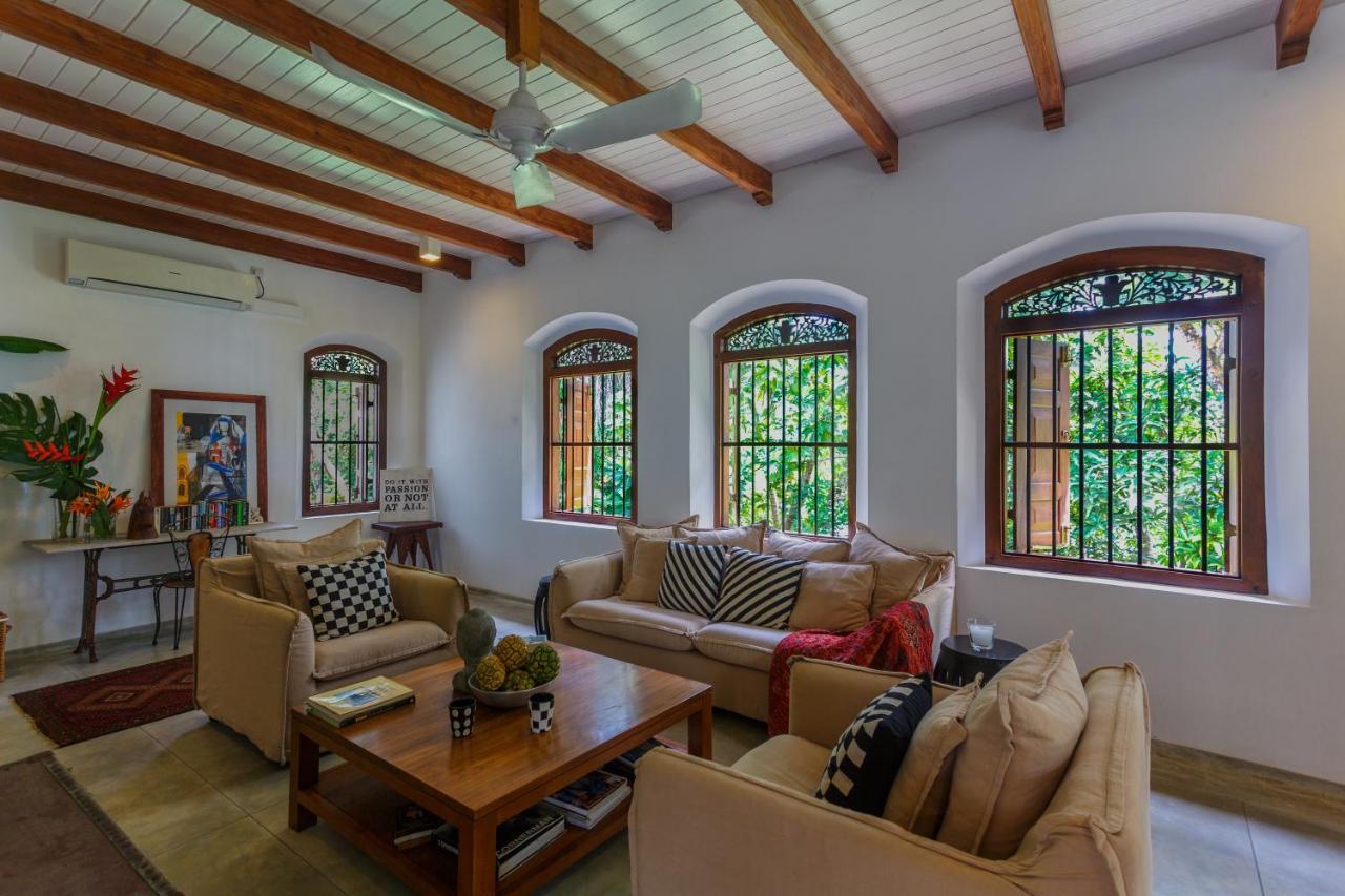 Mo River House Luxury Villa Хикадува Екстериор снимка