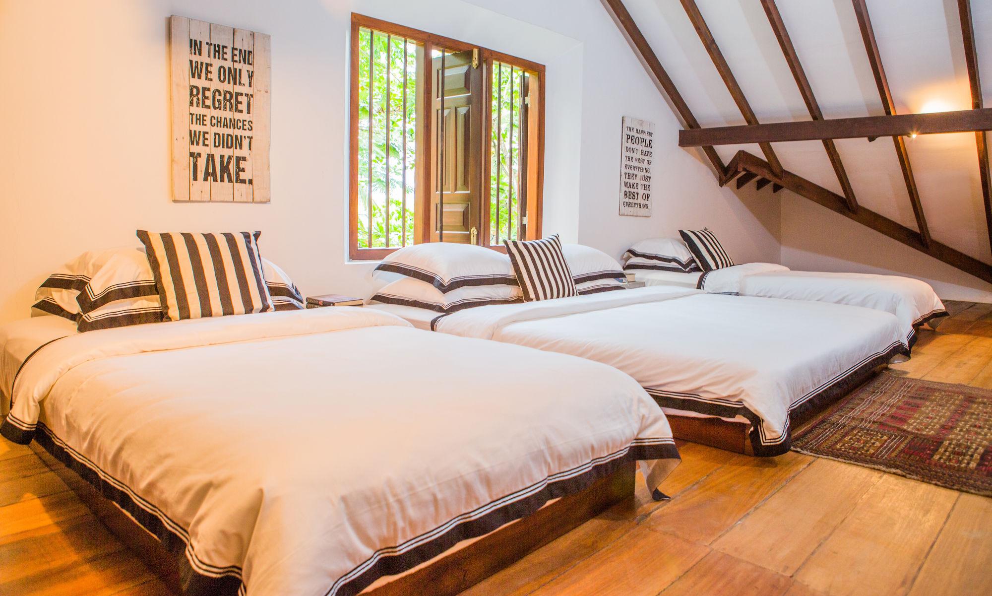 Mo River House Luxury Villa Хикадува Екстериор снимка